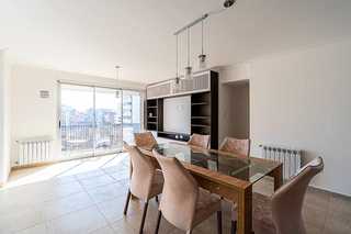 3 de Febrero y Mitre