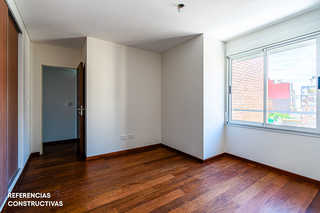 San Juan y 1º de Mayo